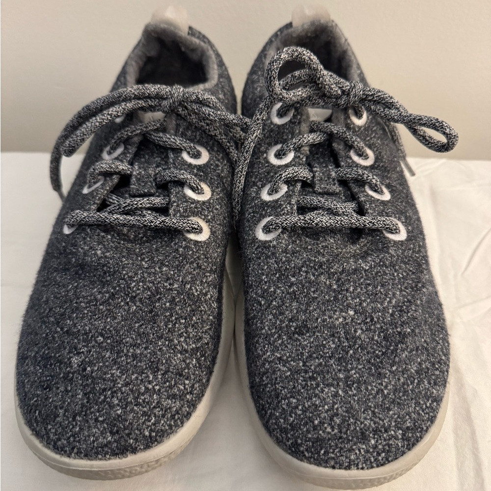 Allbird Woman’s Grey Sneakers